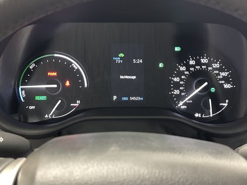 Used 2023 Toyota Sienna XLE image 15