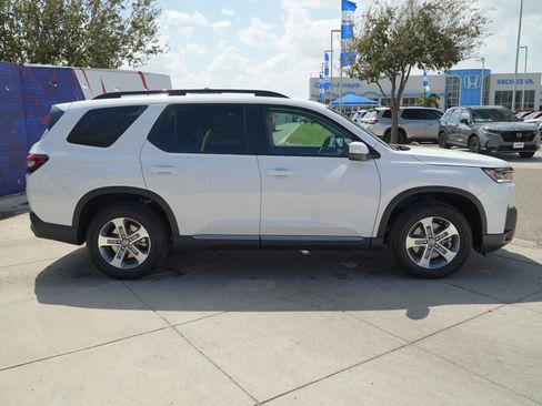 New 2026 Honda Pilot EX-L image 4