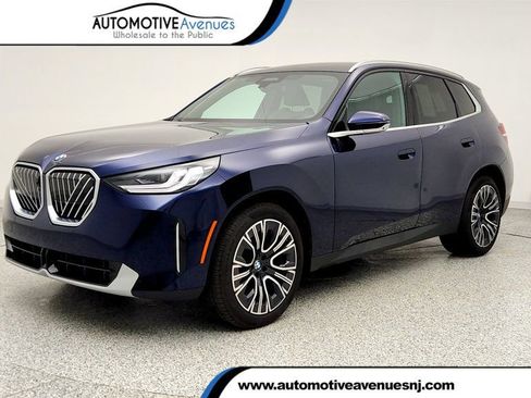 Used 2025 BMW X3 xDrive30i w/ Premium Package image 1