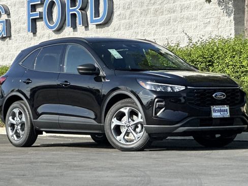 New 2025 Ford Escape ST-Line w/ Equipment Group 301A image 2