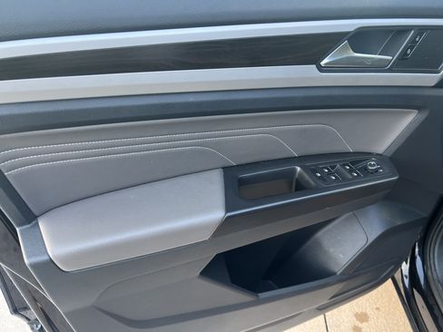 Certified 2022 Volkswagen Atlas SE AWD/4WD image 12