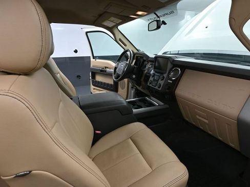 Used 2015 Ford F350 Lariat w/ Camper Package AWD/4WD image 48