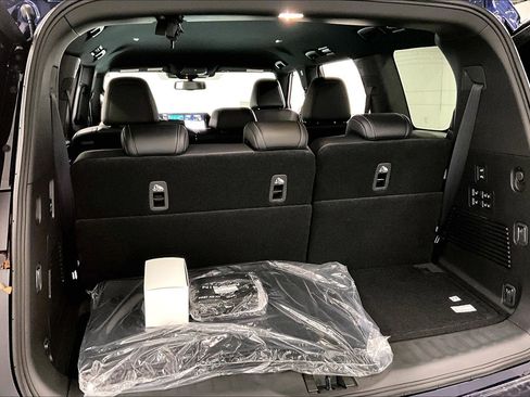 New 2026 Nissan Armada PRO-4X AWD/4WD image 29