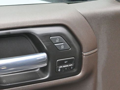 Used 2021 GMC Sierra 2500 Denali w/ Denali Ultimate Package image 10