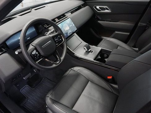 Used 2025 Land Rover Range Rover Velar Dynamic SE image 18
