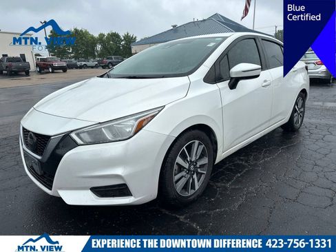 Used 2020 Nissan Versa SV FWD image 1