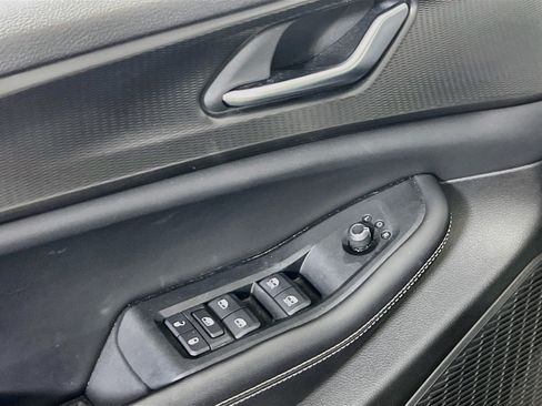 Used 2023 Jeep Grand Cherokee L Laredo AWD/4WD image 17