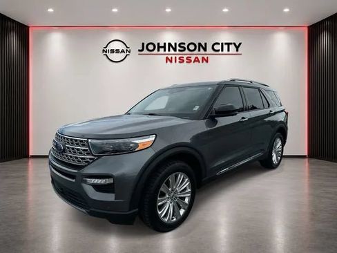 Used 2023 Ford Explorer Limited w/ Limited Technology Package AWD/4WD image 9