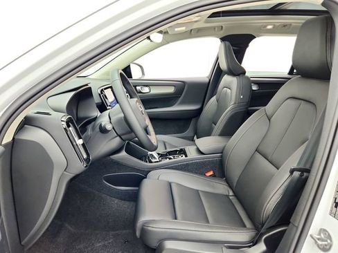 New 2026 Volvo XC40 B5 Plus w/ Protection Package Premier image 17