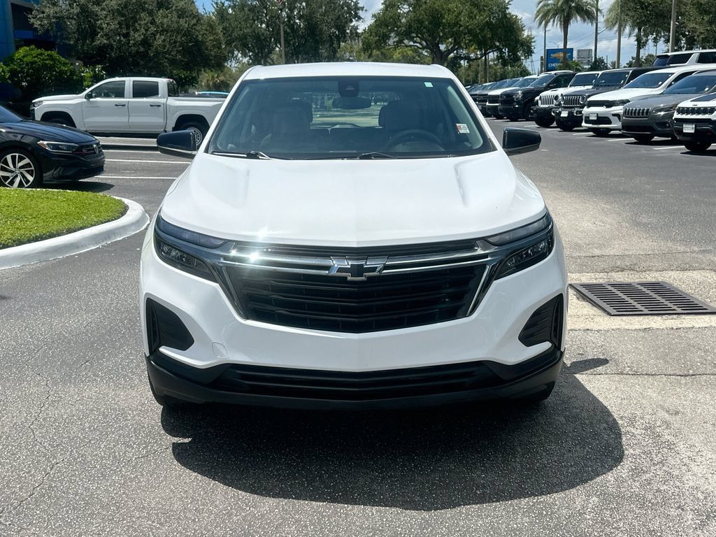 Certified 2024 Chevrolet Equinox LS w/ Sport Edition FWD image 2