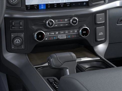 New 2025 Ford F150 Lariat w/ Equipment Group 501A Mid image 15