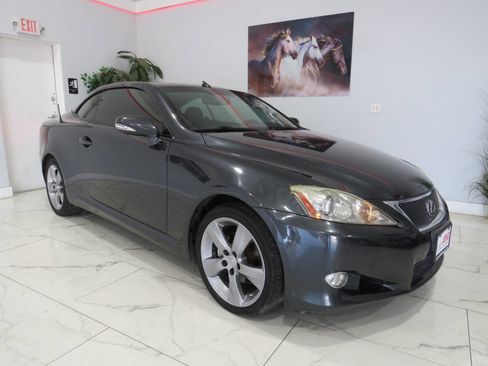 Used 2010 Lexus IS 250C image 1