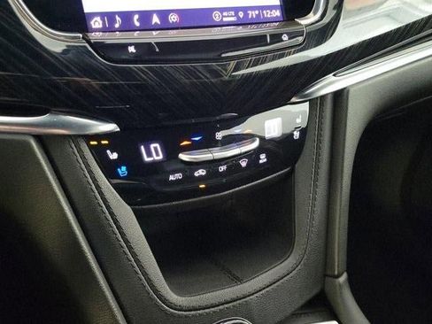 Certified 2023 Cadillac XT6 Premium Luxury image 20