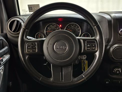 Used 2015 Jeep Wrangler Sport AWD/4WD image 20