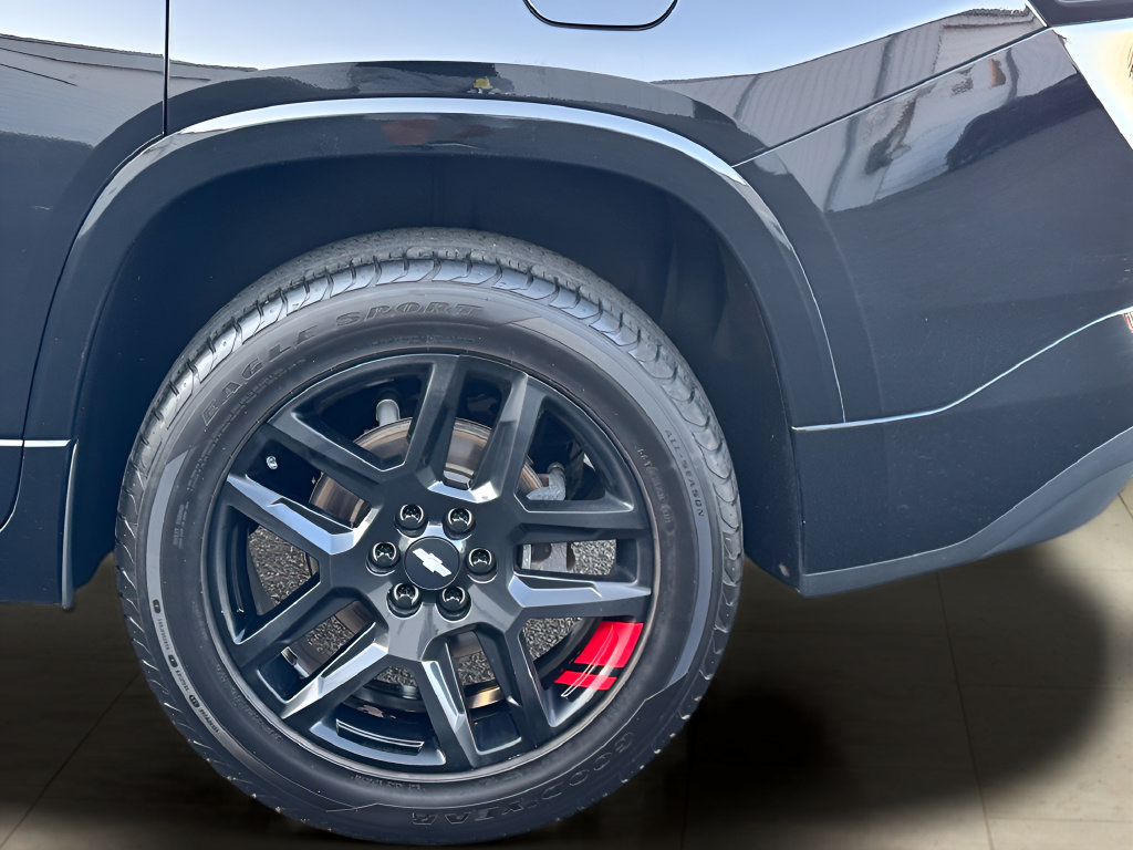 Used 2020 Chevrolet Traverse Premier w/ Redline Edition FWD image 36