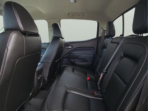 Used 2022 Chevrolet Colorado Z71 w/ Z71 Midnight Edition image 9