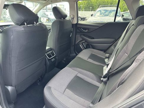 Used 2022 Subaru Outback Premium AWD/4WD image 27