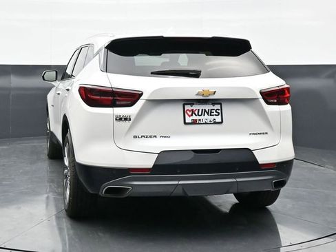 Used 2024 Chevrolet Blazer Premier w/ Driver Confidence II Package image 6