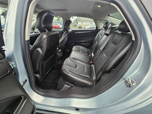 Used 2013 Ford Fusion Energi Titanium w/ Driver Assist Pkg FWD image 22