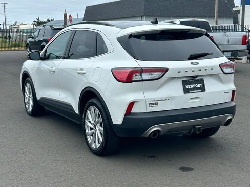 Certified 2022 Ford Escape Titanium w/ Titanium Elite Package AWD/4WD image 7