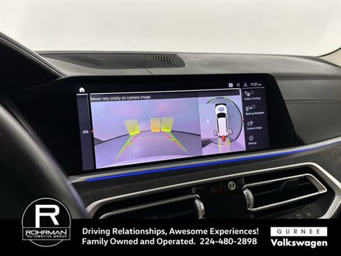 Used 2019 BMW X7 xDrive50i w/ Premium Package image 9