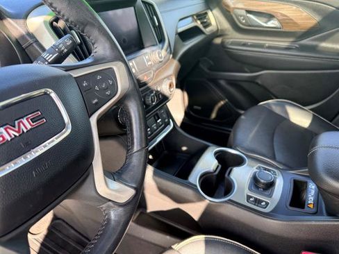 Used 2019 GMC Terrain Denali image 11