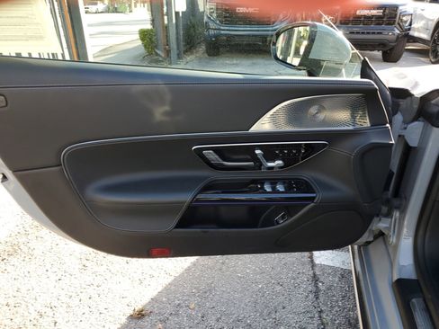 Used 2022 Mercedes-Benz SL 63 AMG SL 63 AMG image 9