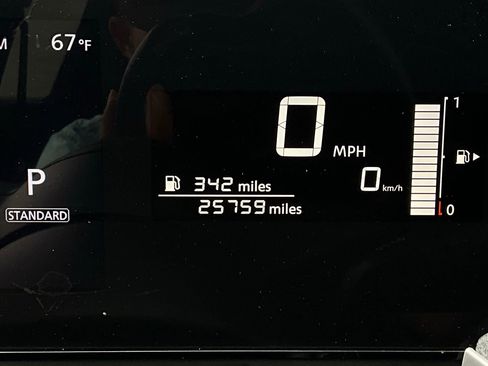 Used 2025 Nissan Kicks SV image 35