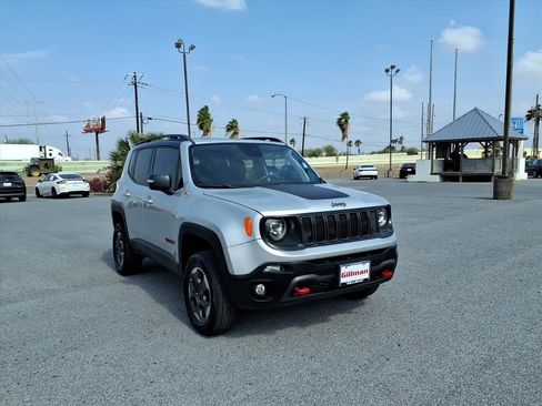 Used 2019 Jeep Renegade Trailhawk w/ Trailer Tow Group image 2
