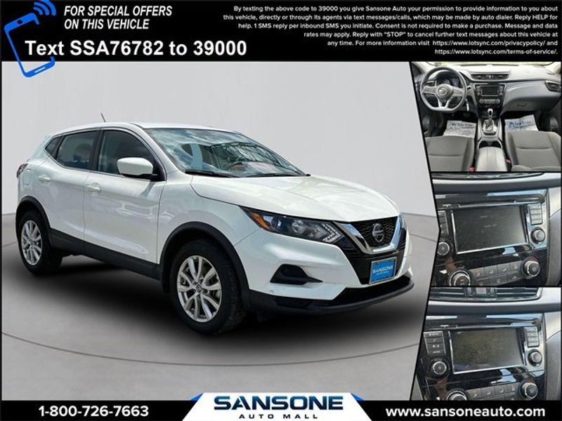 Certified 2022 Nissan Rogue Sport S image 1