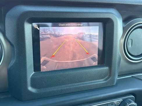 Used 2020 Jeep Gladiator Sport w/ Quick Order Package 24S image 24