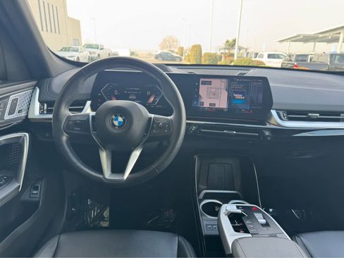 Used 2023 BMW X1 xDrive28i w/ Premium Package image 17