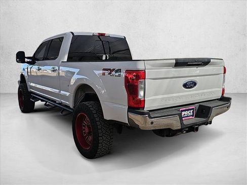 Used 2019 Ford F250 Lariat w/ Lariat Ultimate Package image 3