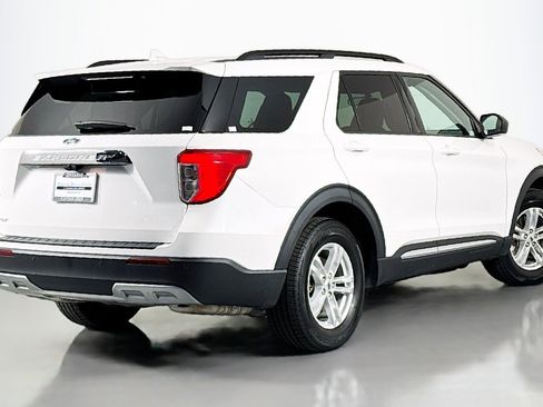 Used 2023 Ford Explorer XLT w/ Equipment Group 202A RWD image 13