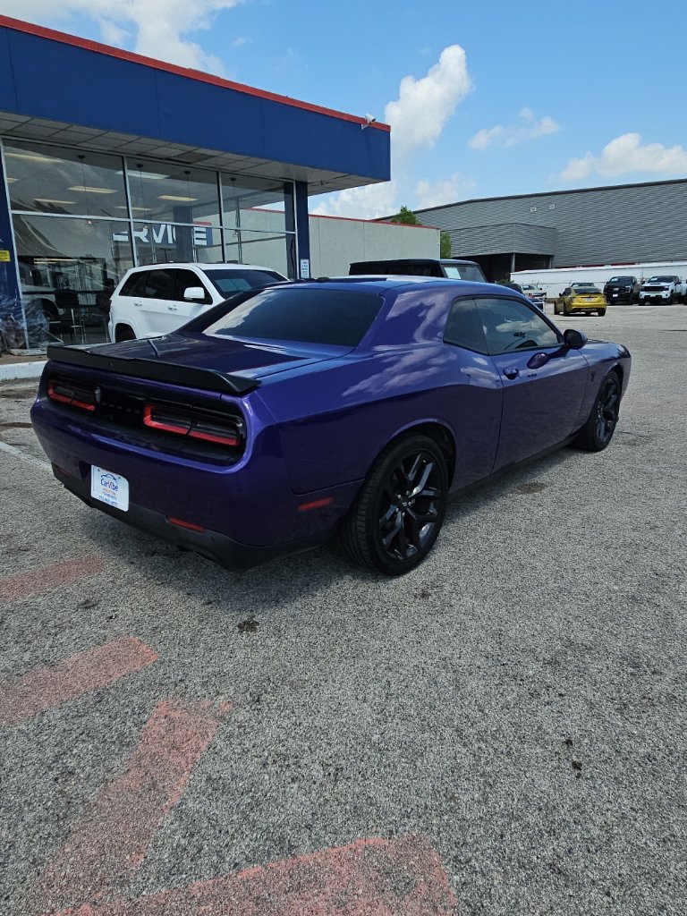 Used 2023 Dodge Challenger R/T w/ Blacktop Package RWD image 7