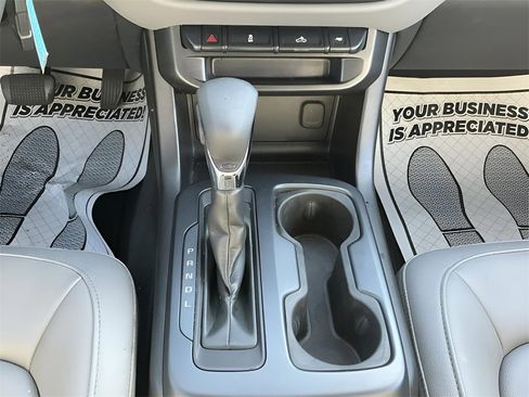 Used 2022 Chevrolet Colorado W/T w/ Custom Special Edition image 30