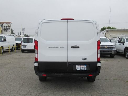Used 2019 Ford Transit 250 130 Low Roof image 3