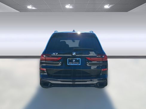 Certified 2022 BMW X7 xDrive40i w/ M Sport Package image 10