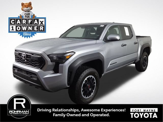 Used 2024 Toyota Tacoma TRD Off-Road AWD/4WD image 1