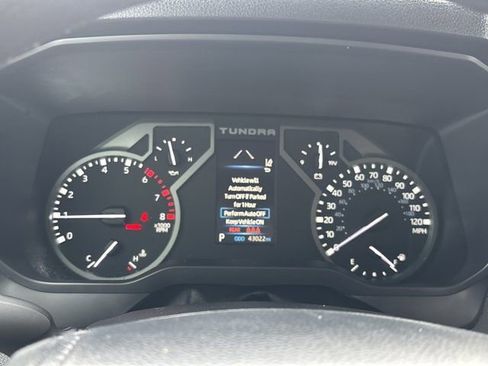 Used 2022 Toyota Tundra Limited image 23