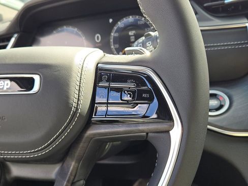 New 2025 Jeep Grand Cherokee L Overland w/ Luxury Tech Group IV image 36