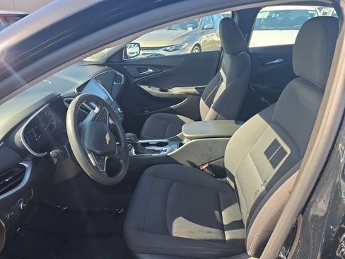Used 2023 Chevrolet Malibu LT FWD image 9