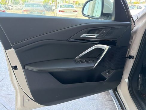 New 2026 BMW X1 xDrive28i w/ Technology Package AWD/4WD image 8