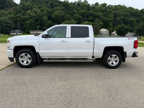 Used 2017 Chevrolet Silverado 1500 LT w/ All Star Edition AWD/4WD image 8
