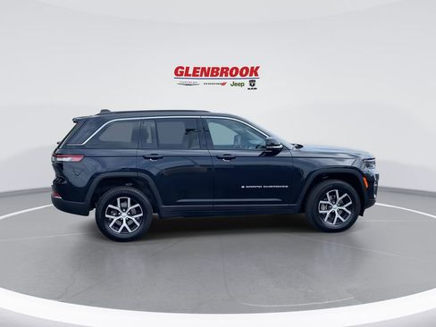 Certified 2024 Jeep Grand Cherokee Limited w/ Luxury Tech Group II image 10