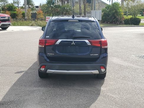 Used 2018 Mitsubishi Outlander ES image 5