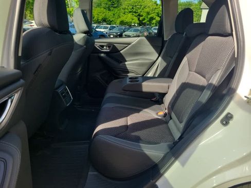 Used 2021 Subaru Forester Premium AWD/4WD image 27