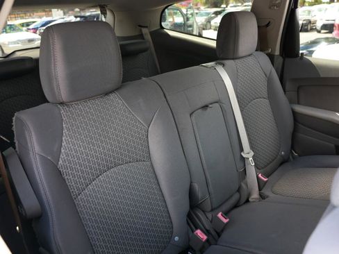Used 2012 Chevrolet Traverse LS FWD image 14