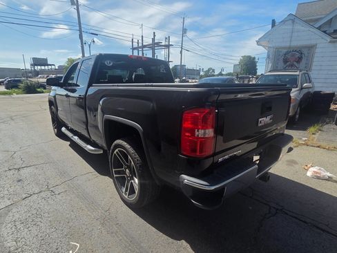 Used 2015 GMC Sierra 1500 SLE w/ Carbon-22 Edition AWD/4WD image 3