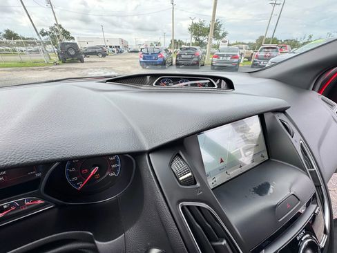 Used 2018 Ford Focus RS image 24
